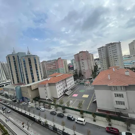 Luxe 2 Bhk Near Tuyap Expo Center شقة